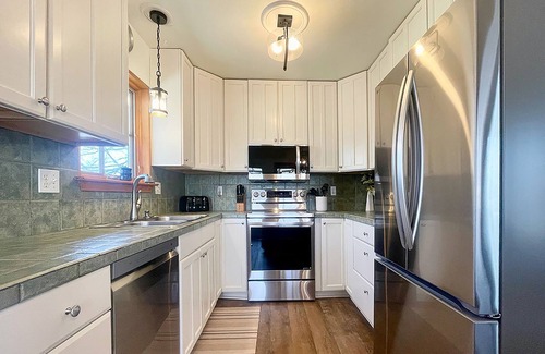 Cedar Village Casa | Family-friendly Home Near Trails & CSU! Great Yard