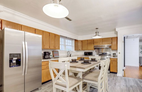 Knoxville Casa | Family-Friendly Knoxville Home: Close to UT!