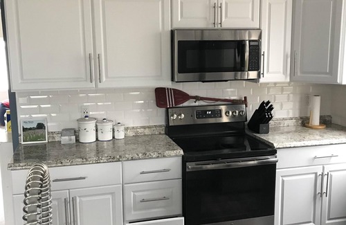 Town of Owasco Casa | Recién remodelado Lake Front Home! Clasificado # 1 en comentarios en Owasco Lake !!