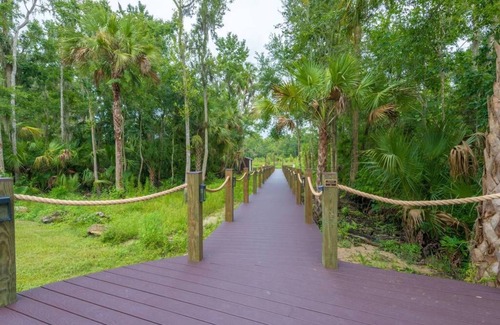 Sorrento Casa | Retiro de la naturaleza para la familia en el hermoso río Wekiva