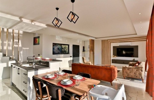 Uzumlu Villa | Family friendly new villa; Big pool, Sauna/hot tube, 2 Jakuzzies,Turkish Hamam