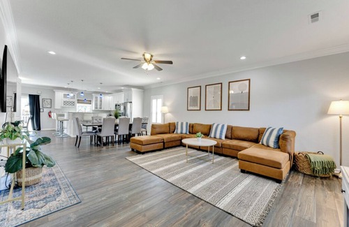 East Ocean View Casa | Family Friendly Oasis-3 BR, + Short Walk to Beach!