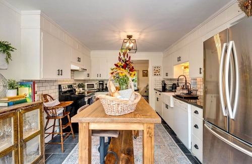 Ellison Bay Casa | Family-Friendly Renovated Farmhouse w/Orchard View