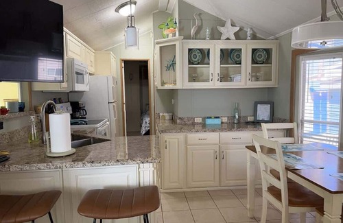 Port Isabel Casa | Family-Friendly Resort Cottage with Private Patio