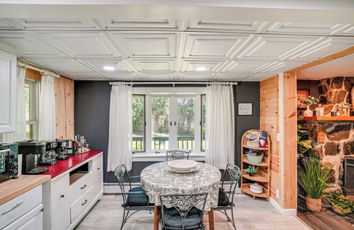 Richmond Cabaña | Family-Friendly Richmond Cottage w/ Private Yard