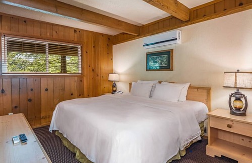 Bass Lake Hotel | Family Friendly Stay w/Balcony | Lake Activities & Perfect Outdoor Adventure