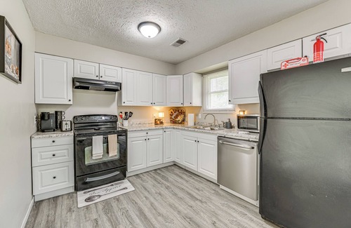 Elizabethtown Casa | Family-Friendly Home w/Big Yard In Elizabethtown!