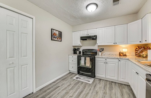 Elizabethtown Casa | Family-Friendly Home w/Big Yard In Elizabethtown!