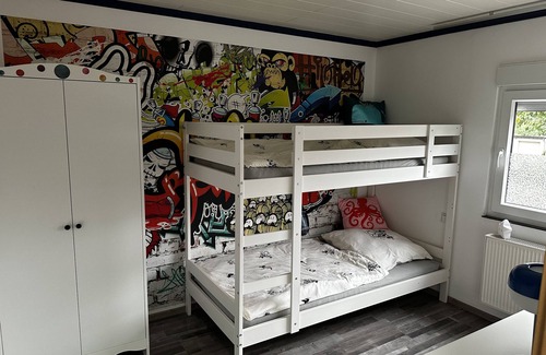 Oberhausen Casa | Family-friendly vacation apartment in beautiful Oberhausen Schmachtendorf