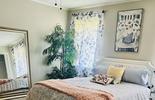 Broadmoor Casa | Family Friendly Vacatkon Shreveport, LA