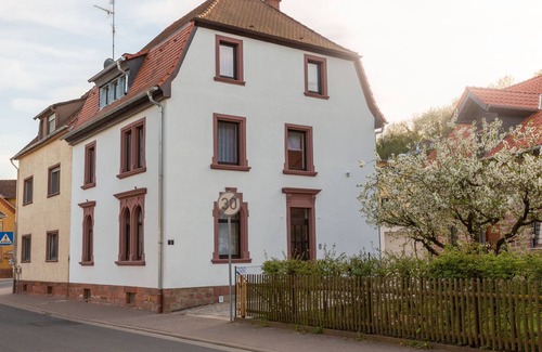 Obernburg Apartamento | Family & Friends apartment with box-spring double beds in Obernburg am Main