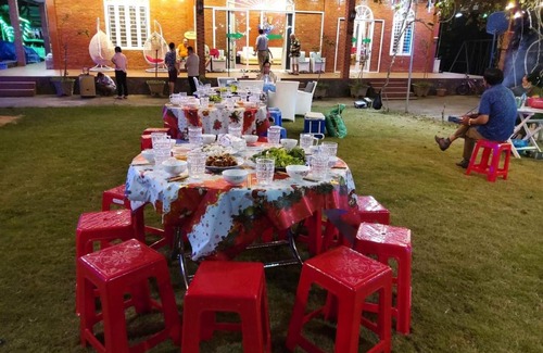 Dinh Quan Casa | Family Garden House at Tri An Lake, Đồng Nai