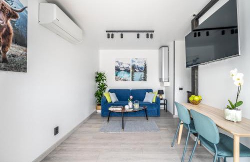 Latgale Suburb Casa | Family Garden House with Free Private Parking & Playground