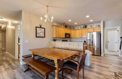 Salt Lake County Casa | Family Gathering at its Finest; Sleeps 30