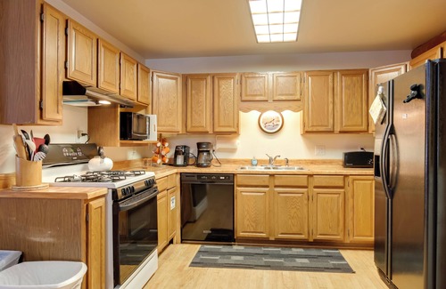 Eagle River Casa | Family Gem Near the Chain of Lakes in Eagle River!