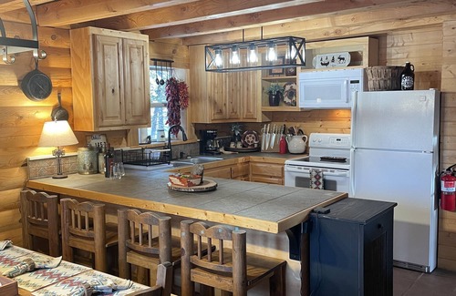Angel Fire Cabina | Family Getaway: Mountain Retreat with Games, Grill, Large Deck, & Wildlife