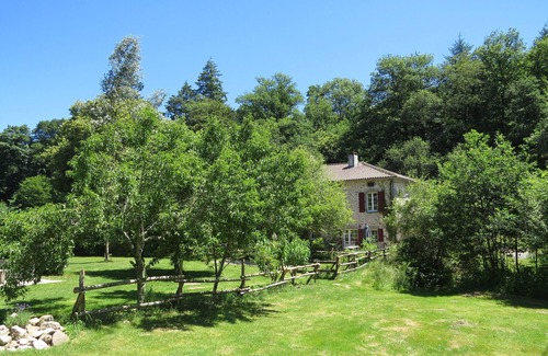 Pensol Cabaña | Family gite sleeps 7 in beautiful former water mill.