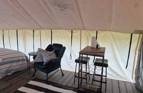 Douglas County Alquiler De RV | Family Glamping Tent in Relaxing Campground in West Omaha