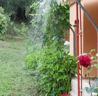 Velonades Casa | Family Holiday Apartment with garden & BBQ