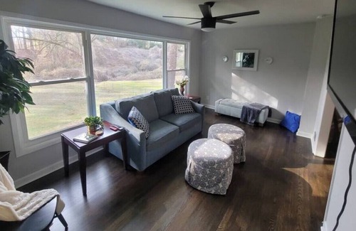 Collier Heights Casa | Family Home - Huge Yard Pets OK!