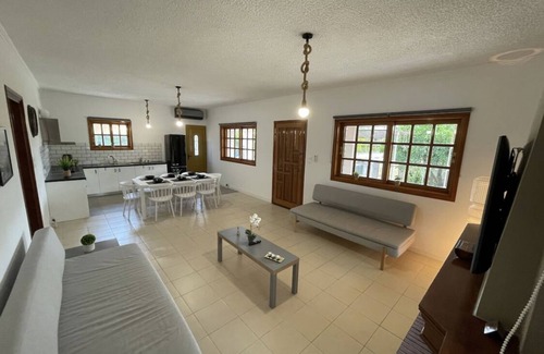 Korithion Casa | family home in a quiet neighborhood