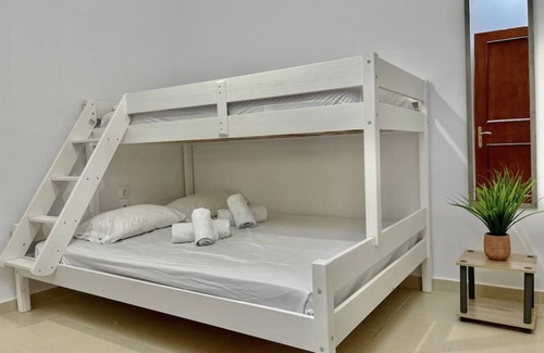 Korithion Casa | family home in a quiet neighborhood