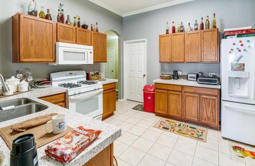 Forney Casa | Family Home Near I-80 in Suburban Dallas