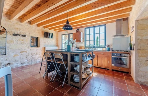 Saint-Emilion Casa | Family home with character