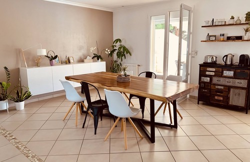 Puilboreau Casa | Hermosa casa familiar con piscina climatizada