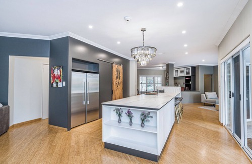 The Vines Casa | Family home with pool, spa and games room. Perfect for a retreat or bridal party