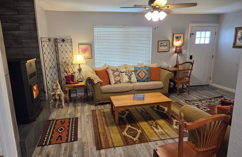 Springerville Casa | Family Hot Tub Retreat & Starlink!