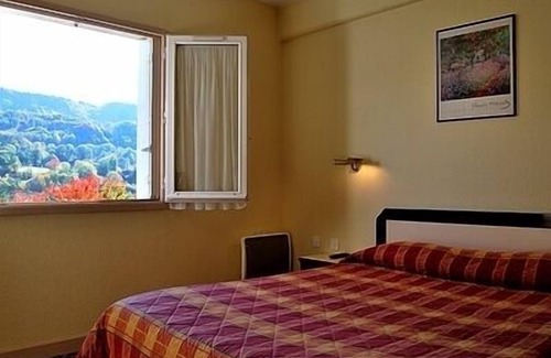 Vic-sur-Cere Hotel | Family Hotel