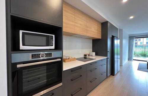 Russley Casa | Family House Airport Heaven