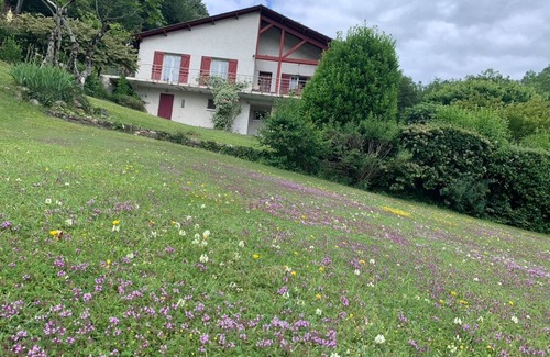 Lalinde Villa | Family House/ Maison familiale dans le Périgord Noir