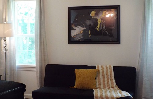 Greenville Casa | Family neighborhood with king beds!