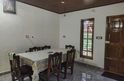 Somvarpet Casa | Family nest homestay