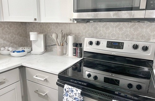 Decatur Casa | Family Oasis in Decatur Fire Pit Pet Friendly Fast Wi-Fi