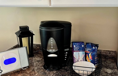 Ransom Casa | Family & pet-friendly, peaceful rural escape. Hiking nearby.