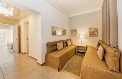 Makadi Bay Hotel | Family, Queen or Twin Bed, Pool View