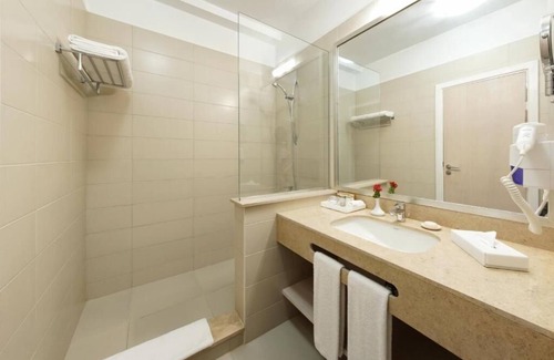 Makadi Bay Hotel | Family, Queen or Twin Bed, Pool View