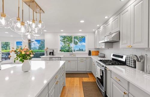 Overlake Casa | Family Redmond Home with AC 3 mins to MSFT