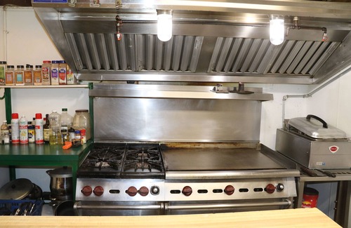 Wapiti Casa | Reuniones familiares / retiros a las afueras del Parque Nacional de Yellowstone. Preciosas vistas