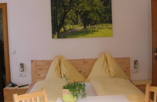 Kuchl Otro | Habitación Familiar Schwarzerberg - Hinterkellaubauer