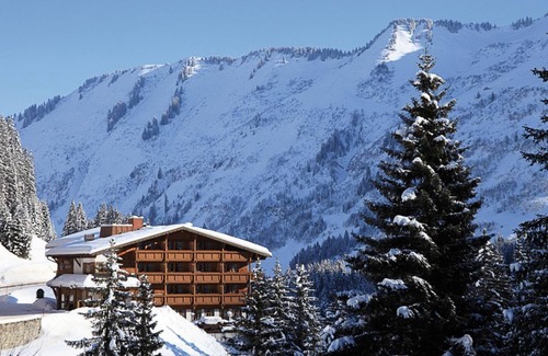 Damuels Casa | Family room with half board - Berghotel Madlener