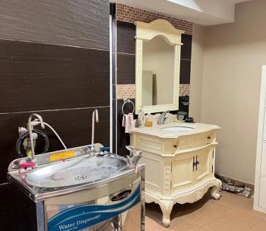 Ladang Padang Cicar Casa | Family Room with shared Bathroom