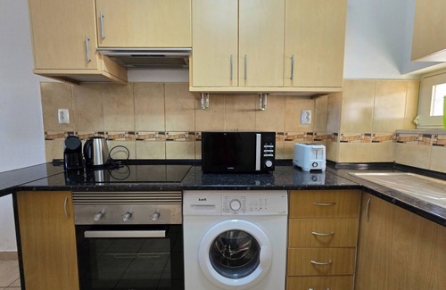 Areias de Sao Joao Apartamento | Family sized apartment w/balcony in Albufeira. n2 minutes from the beach!