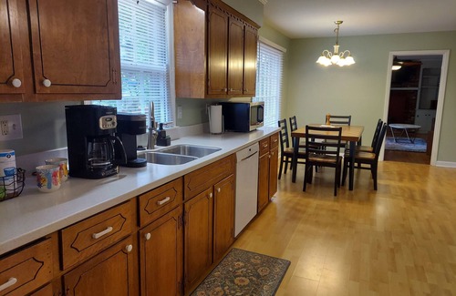 Forest Acres Casa | Family sized comfort near Fort Jackson
