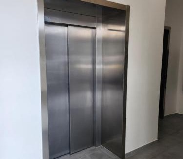 Brno Apartamento | Family space with free parking & Air condition