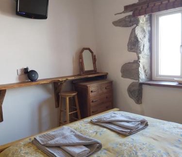 Chwilog Casa | Family stay by the beach