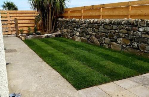 Chwilog Casa | Family stay by the beach